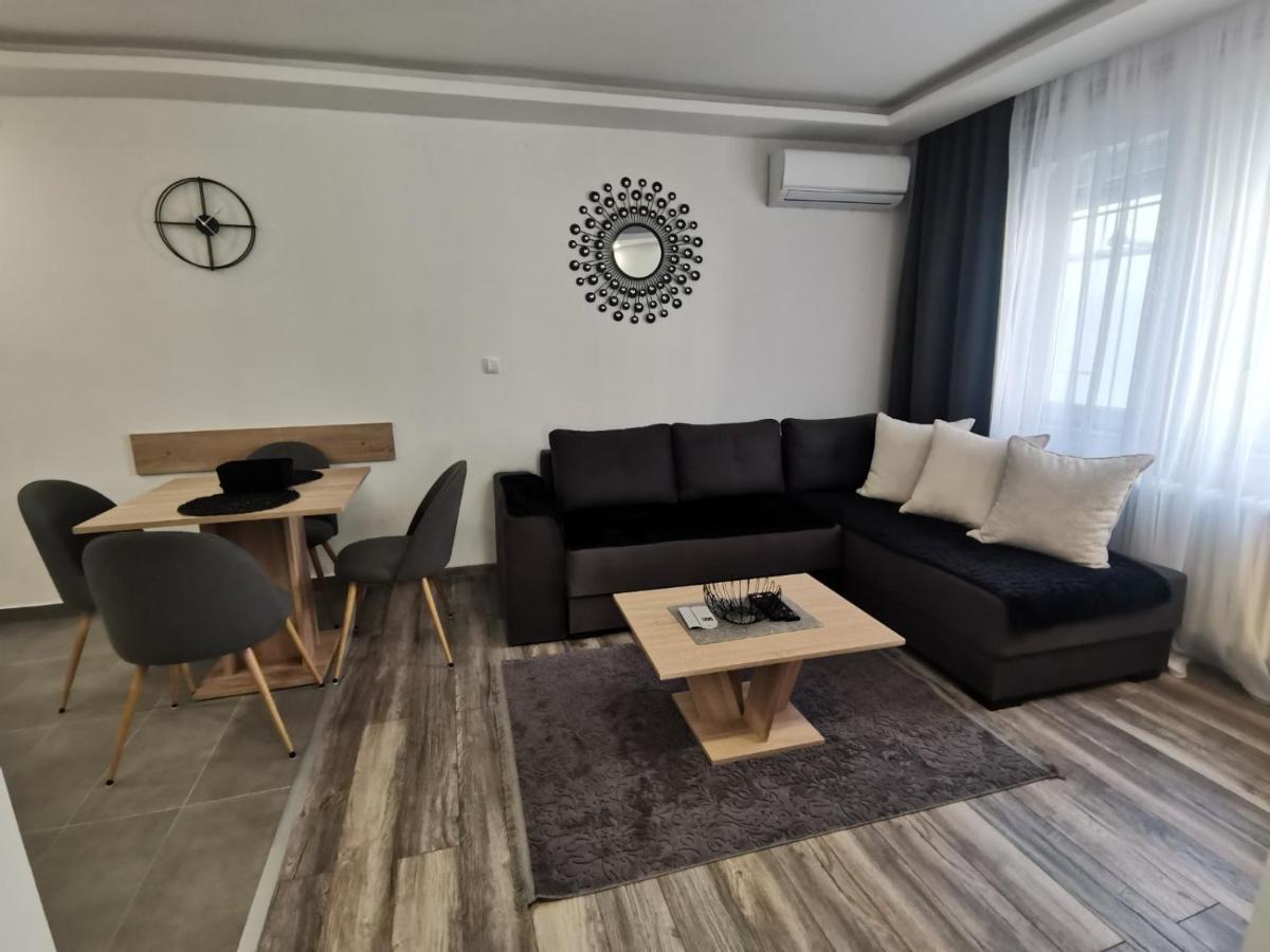 Apartments Isidora Újvidék Kültér fotó